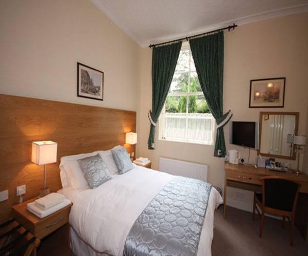 Cliff Lawn Hotel Leeds  Eksteriør billede